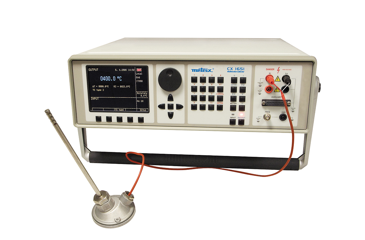 CX 1651多功能校準(zhǔn)儀 CX 1651多功能校準(zhǔn)儀